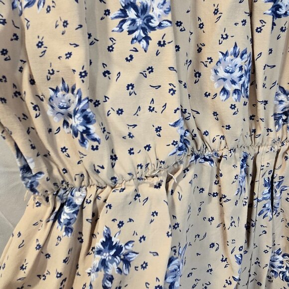 Vintage S.L. Petites Romper Size 12 Beige With Blue Flowers Pockets - Picture 10 of 12